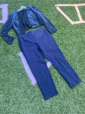 Navy Women's Dress Pants by Ellen Tracy